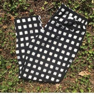 Mod Vintage Black and White Pants